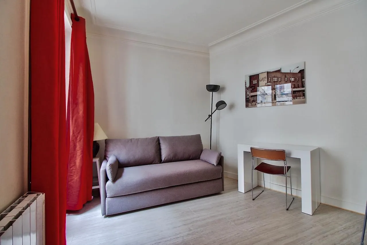 Ruhmkorff Apartment